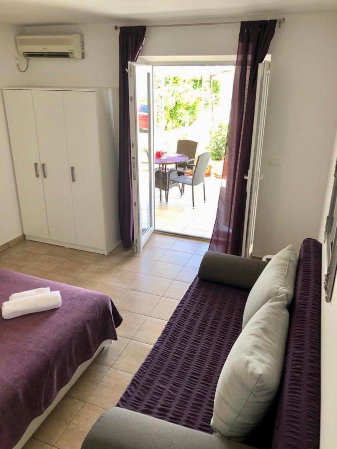 Apartmani “Kresimir” Omiš Екстериор снимка