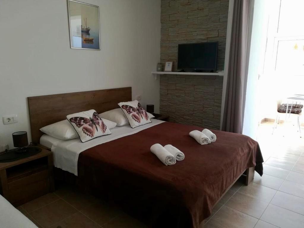 Apartmani “Kresimir” Omiš Екстериор снимка