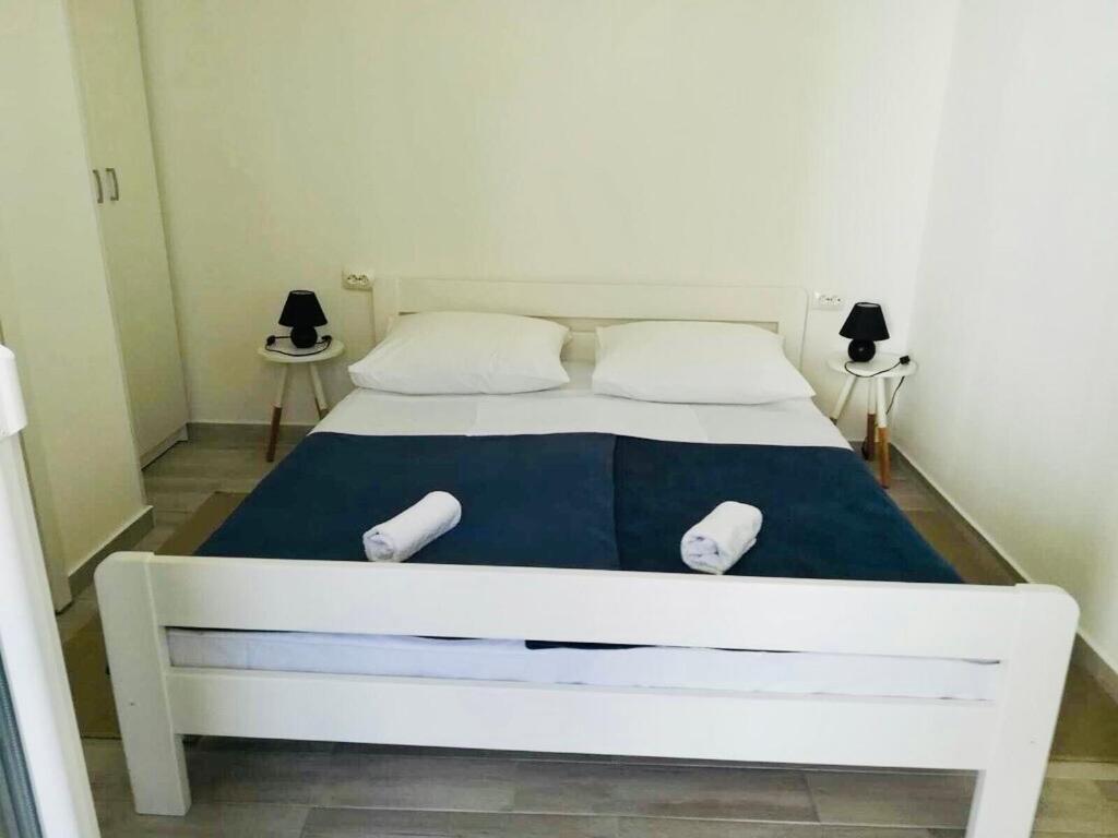 Apartmani “Kresimir” Omiš Екстериор снимка