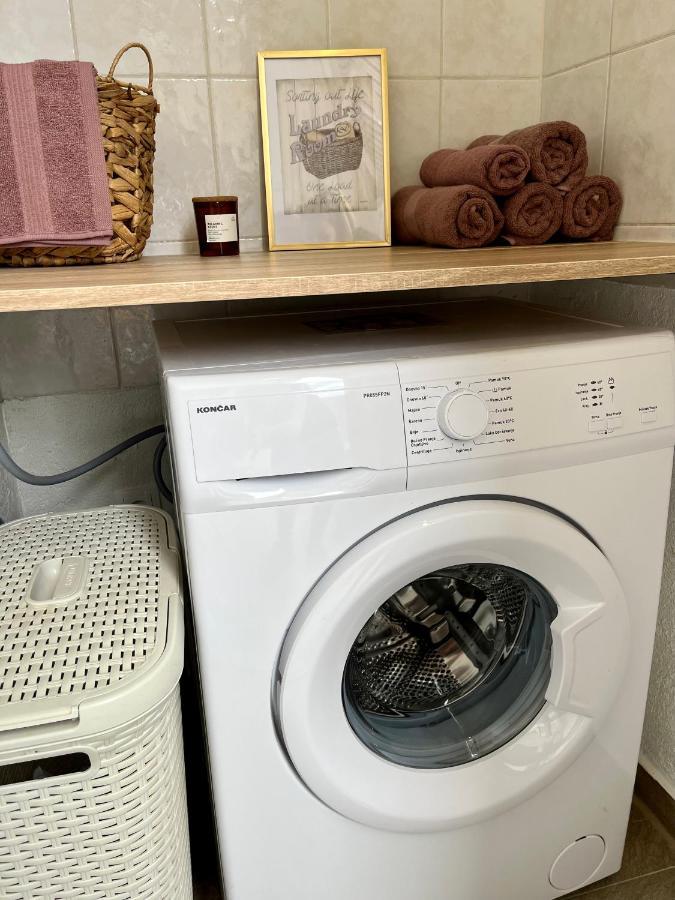 Apartmani “Kresimir” Omiš Екстериор снимка
