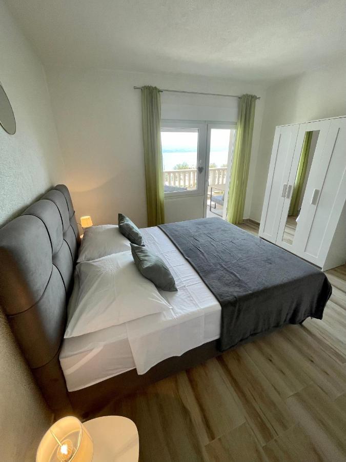 Apartmani “Kresimir” Omiš Екстериор снимка