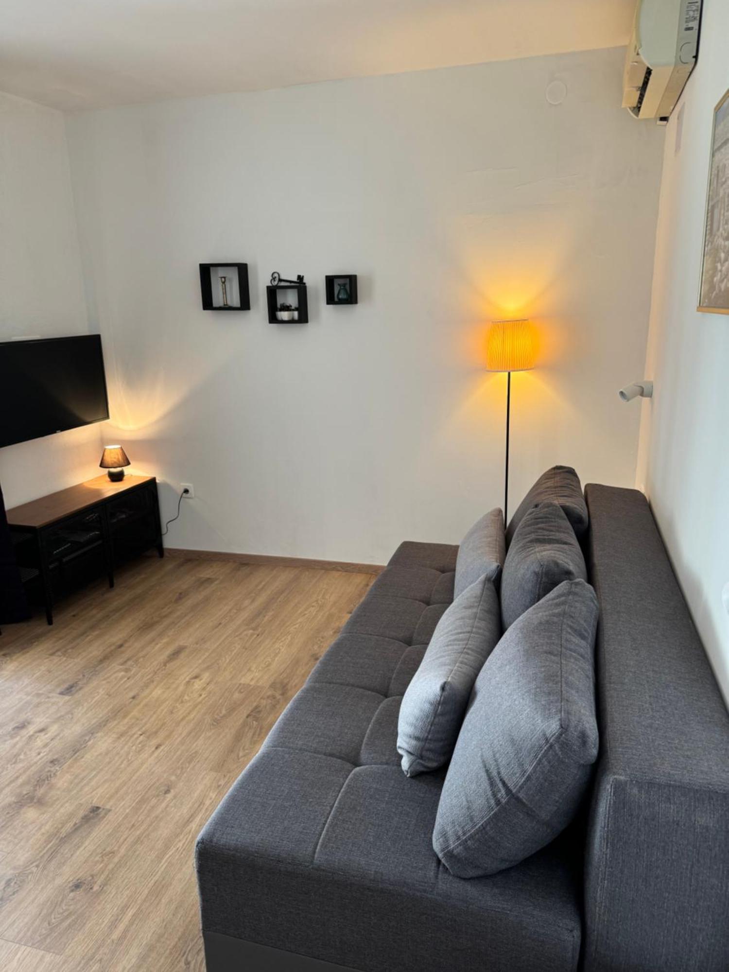 Apartmani “Kresimir” Omiš Екстериор снимка